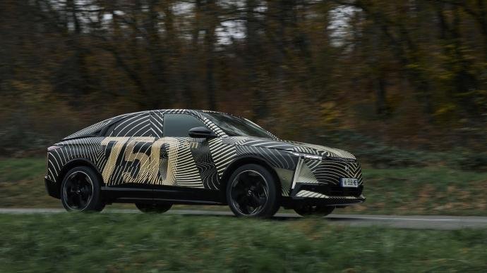 Nouvelle DS électrique haut de gamme