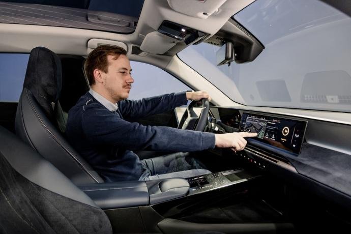 Nouveau DS N°8 électrique (2025)