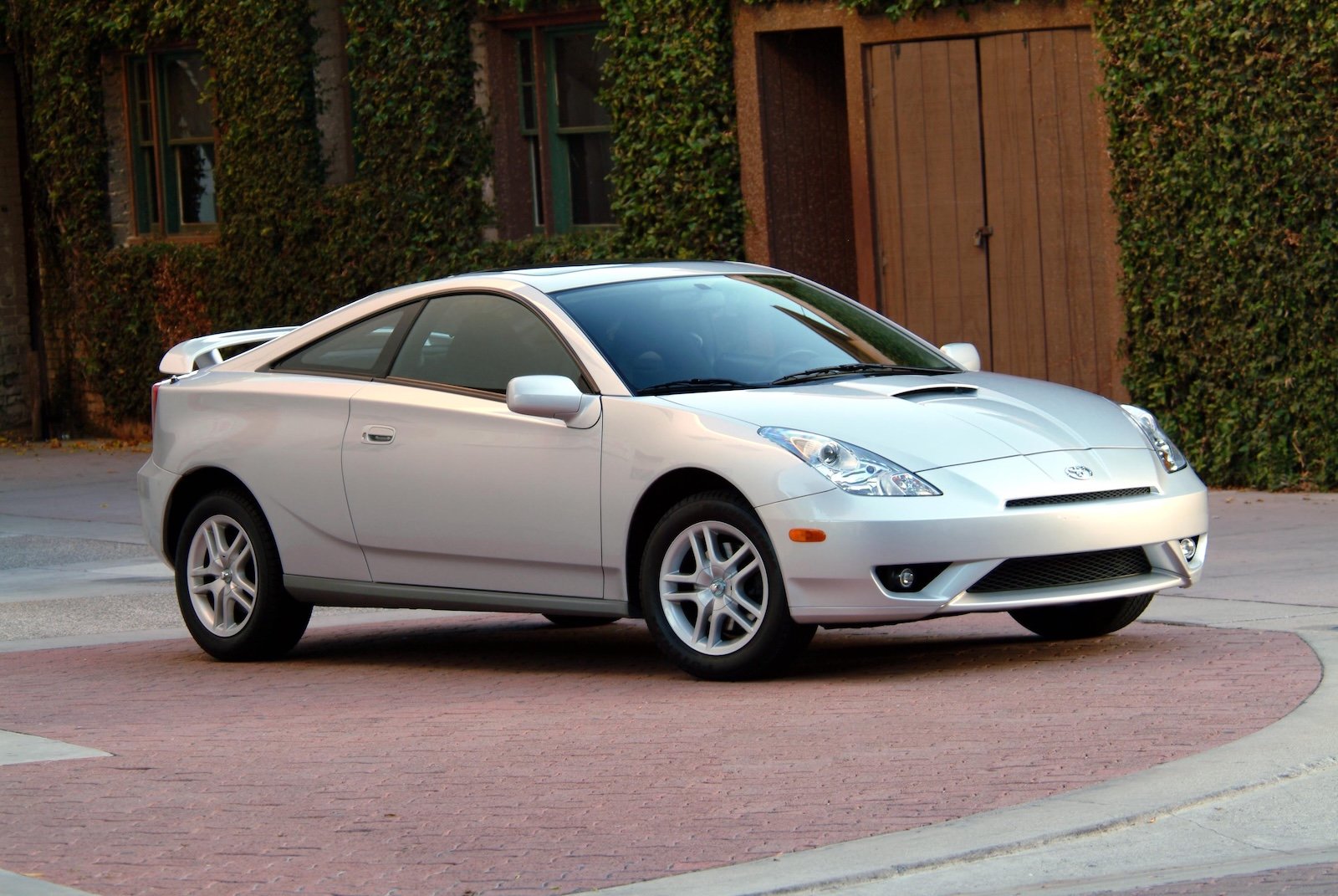 Retour des Toyota Celica et MR annoncé discrètement