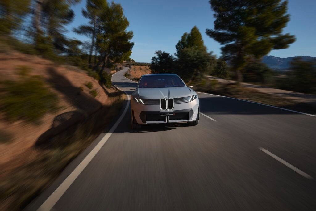 BMW iX3 : design final du SUV électrique dévoilé