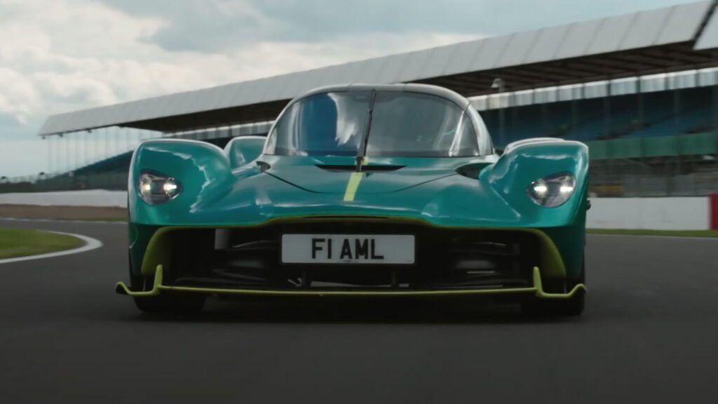 Aston Martin bat des records à Silverstone (vidéo)
