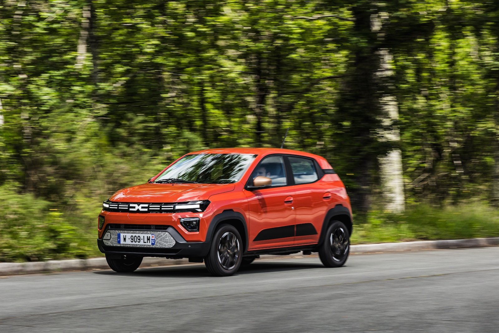 Dacia Spring : versions absentes en France