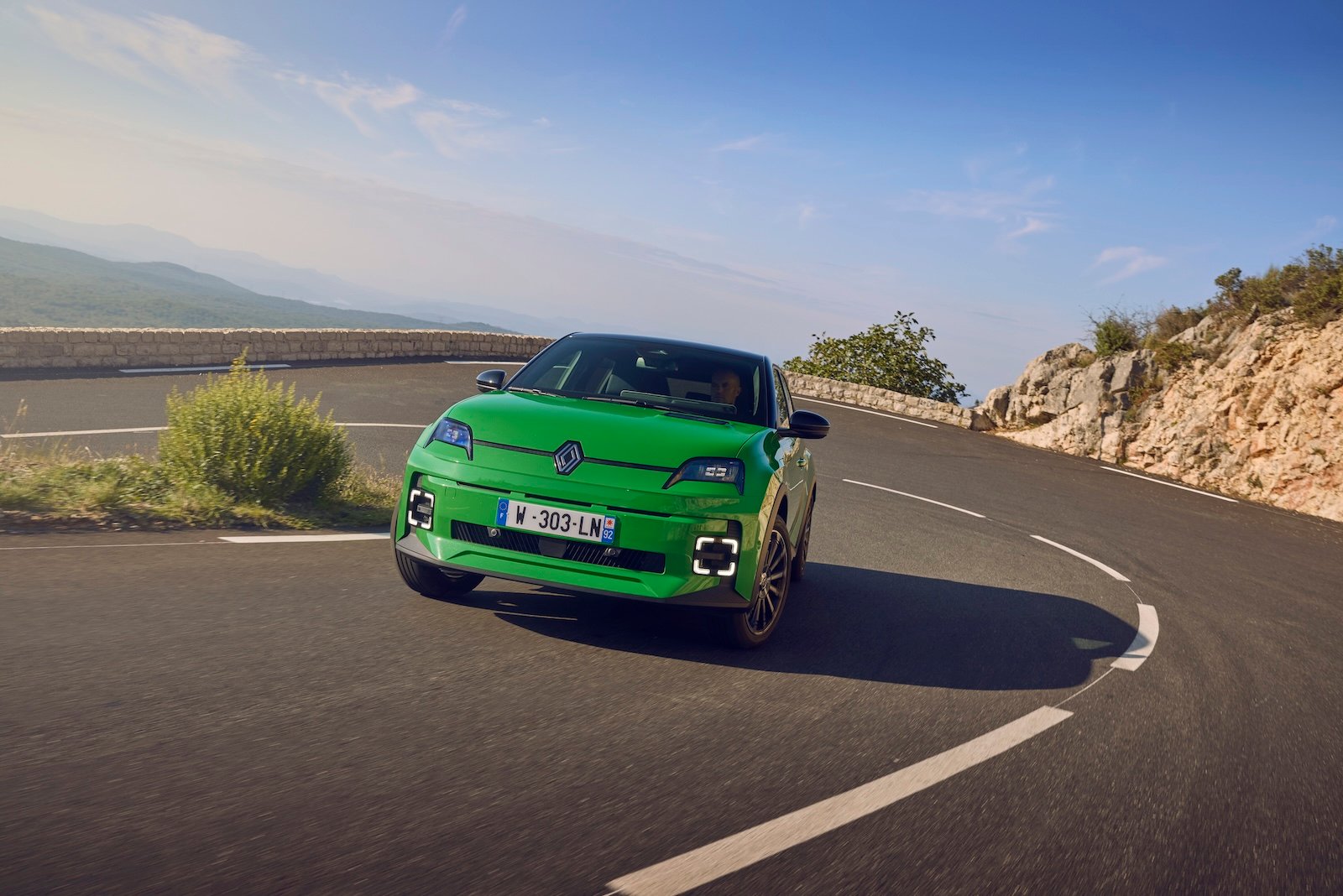 Renault 5 électrique : équipements et packs dévoilés