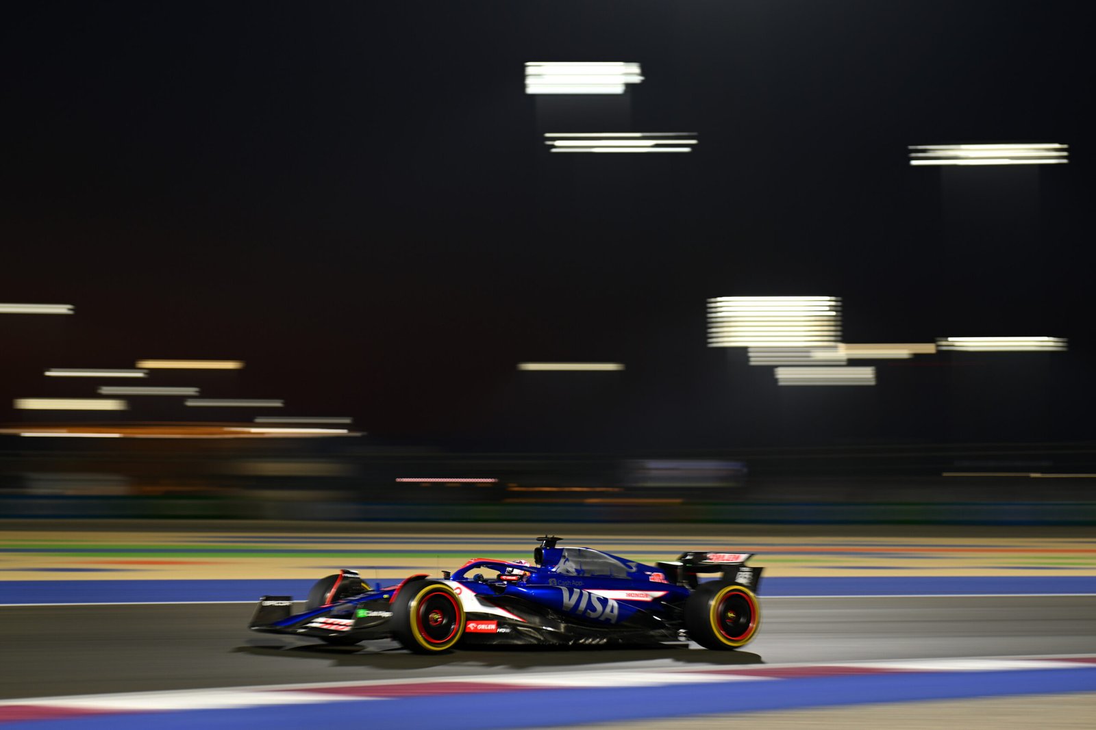 Norris (McLaren) en tête au départ du sprint GP Qatar F1