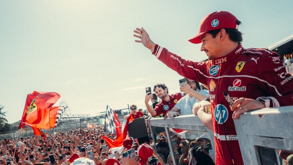 Charles Leclerc au McDrive en Ferrari après GP décevant