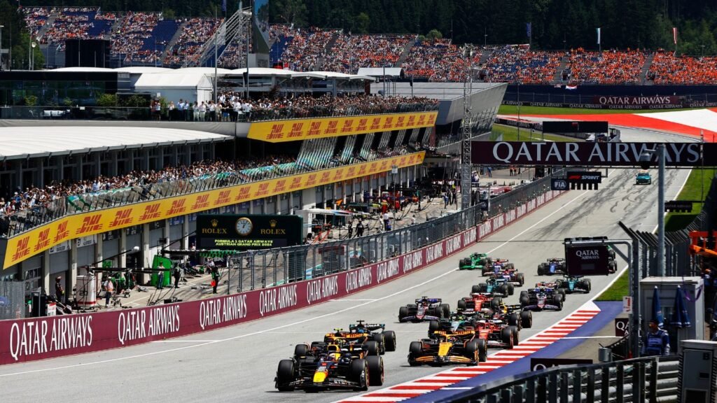 Départ mouvementé GP Autriche F1 en vidéo