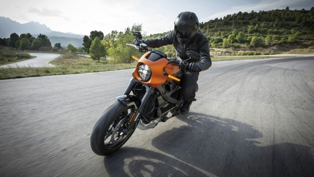 Check-list moto : Vérifications essentielles avant la route