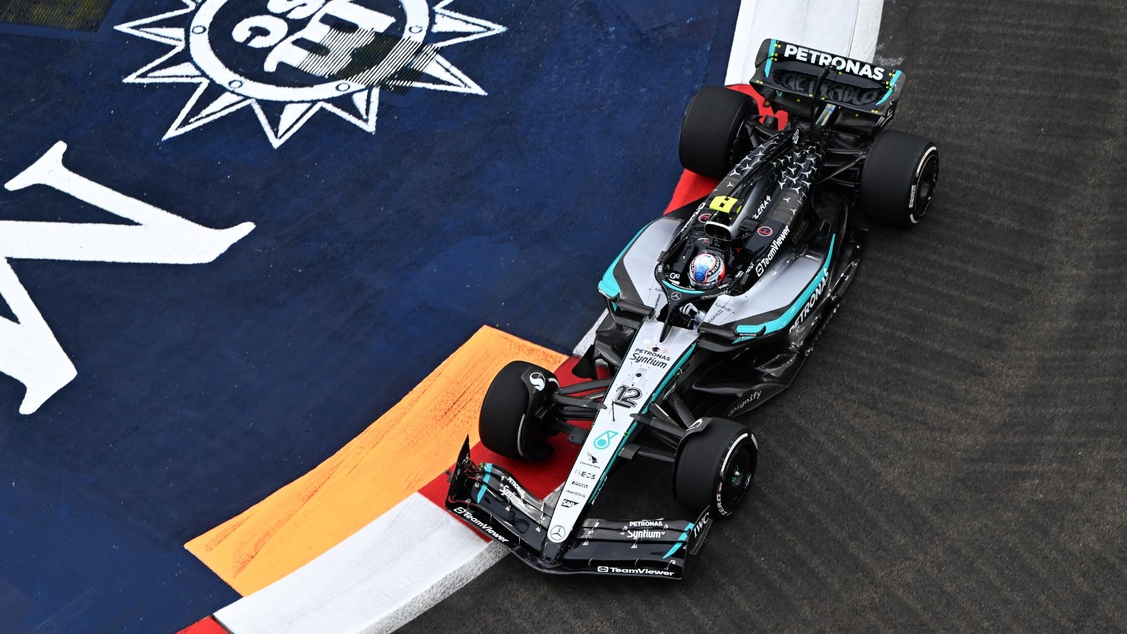 F1 Singapour : Russell brille sous chaleur extrême